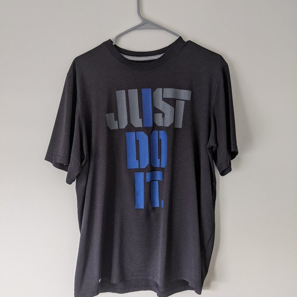 Nike Other - Men's Nike Dri-Fit short sleeve shirt